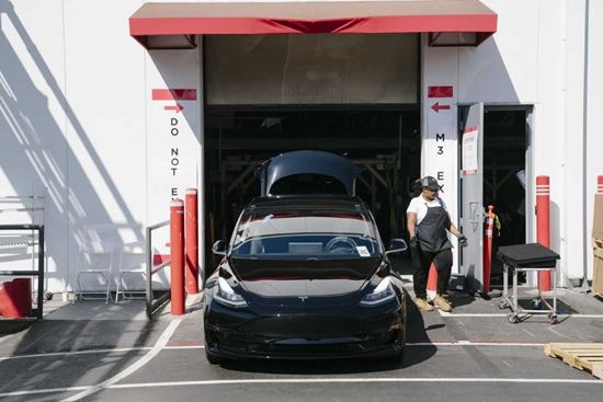 特斯拉Model 3产量降低 因私有化失败所致？