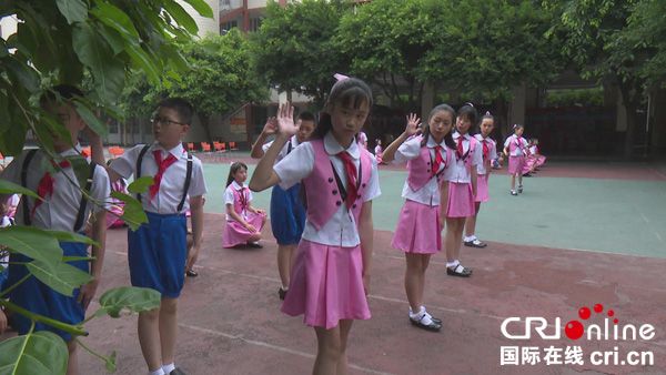 图片默认标题_fororder_《小学礼仪歌》