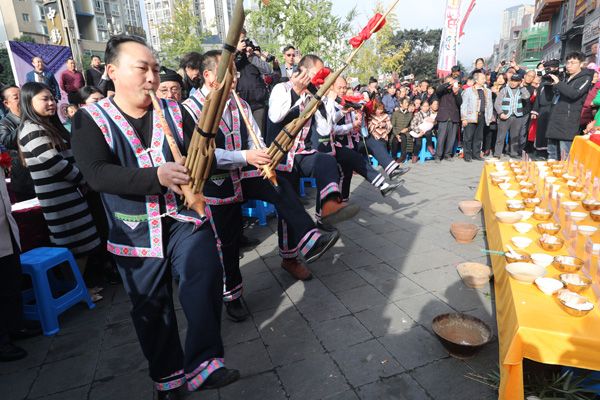 图片默认标题_fororder_2019年苗年庆祝活动--祭祀仪式-梁俊摄2